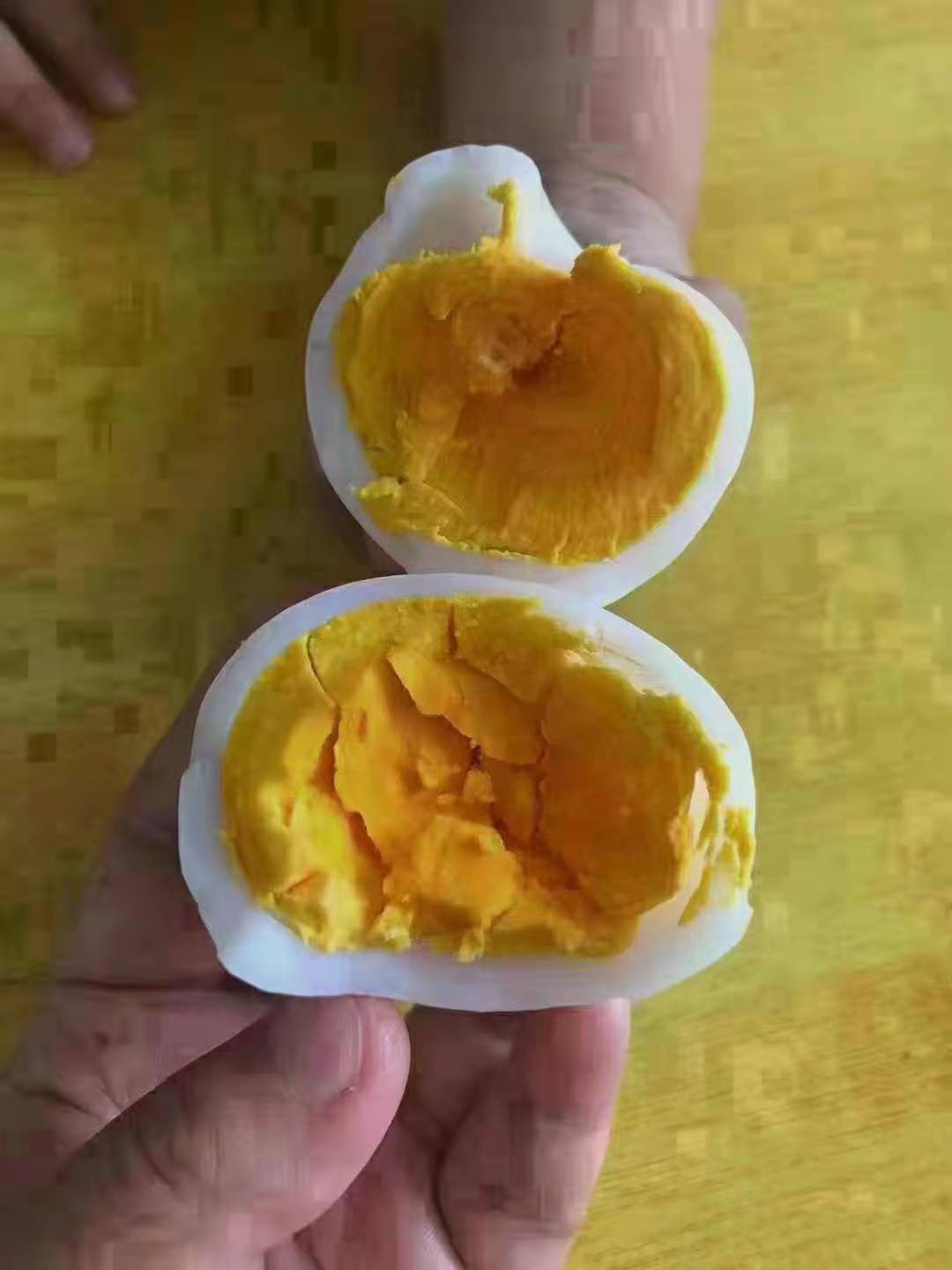 熱應(yīng)激對(duì)蛋雞產(chǎn)蛋性能有什么樣的影響添加蛋雞辣椒油粉